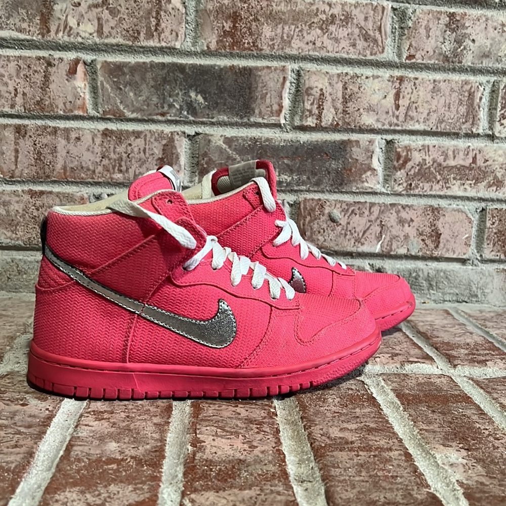 Womens Nike dunk high premium pink size 7